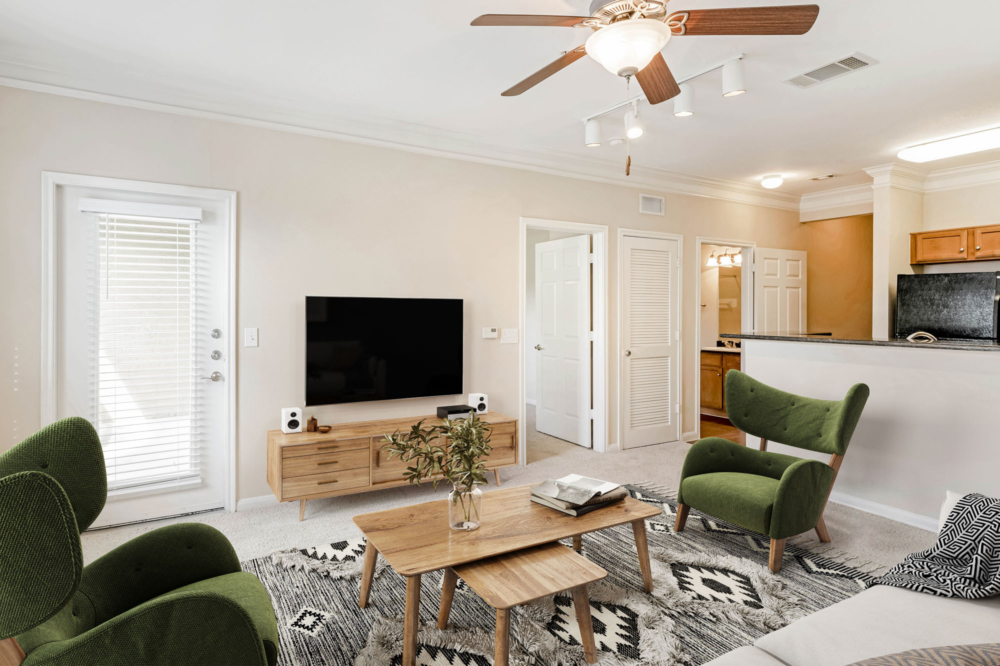 A living space at The Villas at Shadow Creek apartments in Houston, TX.