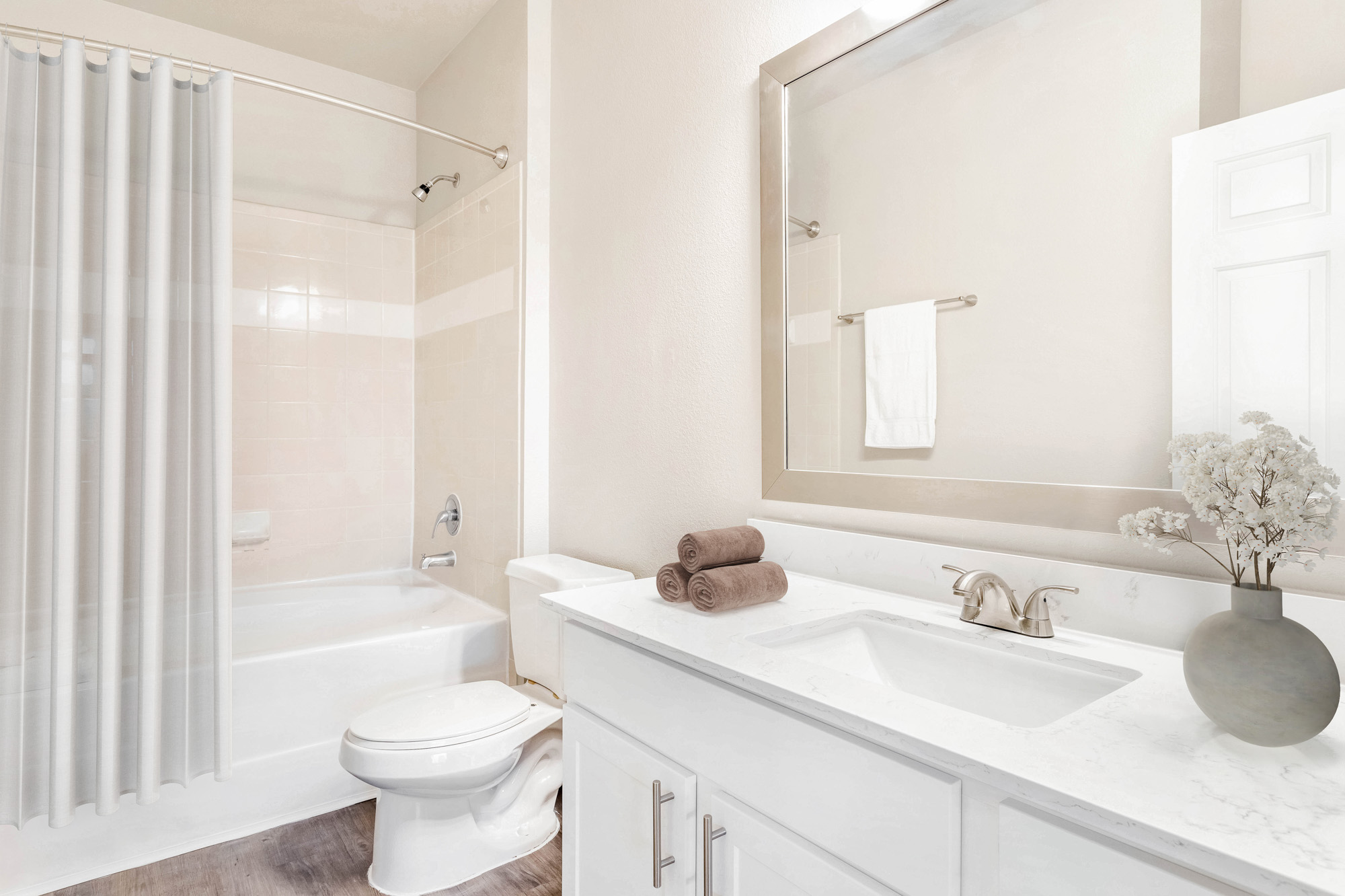 A bathroom at The Villas at Shadow Creek apartments in Houston, TX.